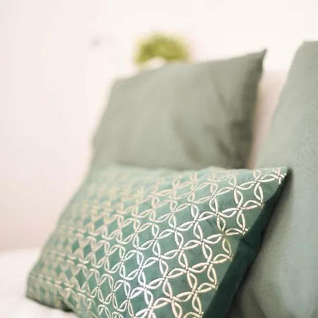 Portuguese Classic Flat - River Views From S Historic Heart Апартаменты