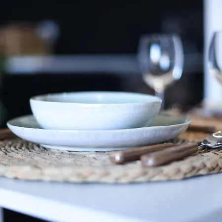 아파트 Portuguese Classic Flat - River Views From S Historic Heart